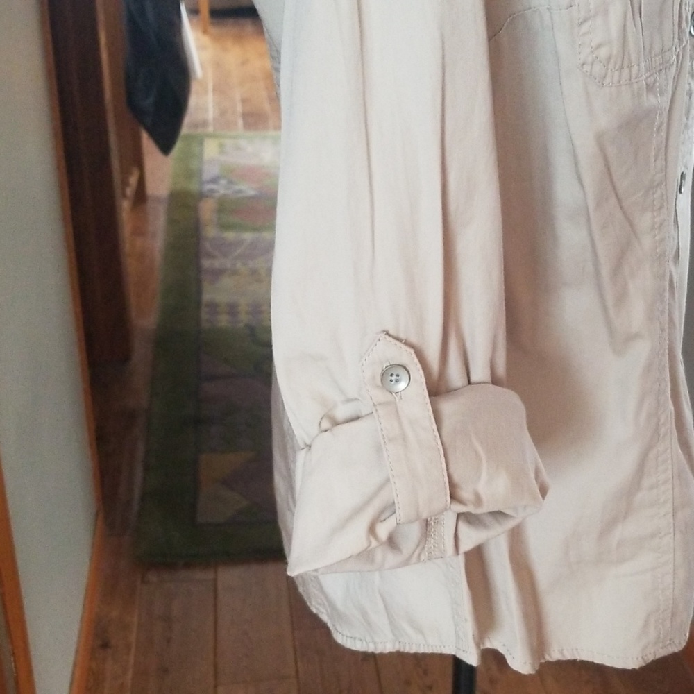Button down shirt - Picture 4 of 7
